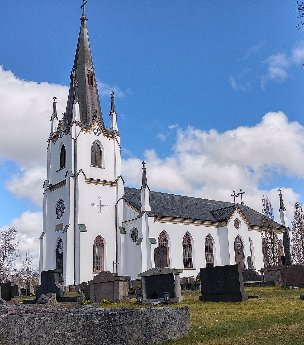 Kinna kyrka i Marks kommun